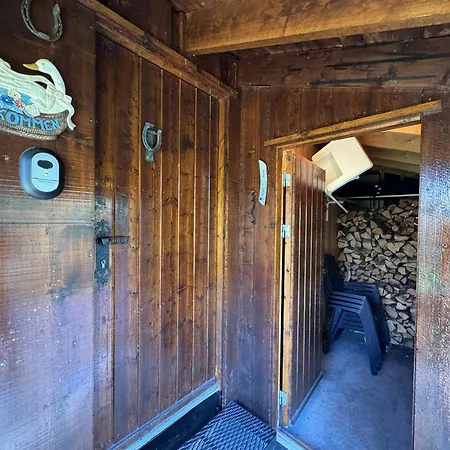 Briskebu, Cosy Cabin By Ski Slopes-3