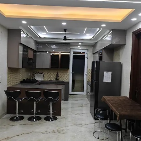 Fiaa- Garnet 3Bhk-3