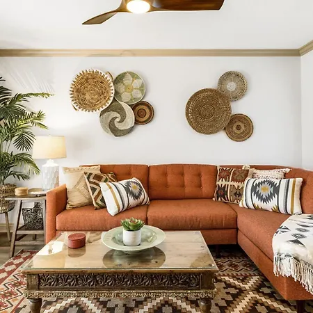 Cozy Ranch-Style Condo-2