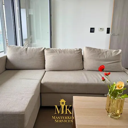 T2 Vue Pompidou Balcon, Sport & Centre Muse-2