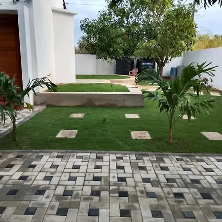 Riya Villa Arugambay-3