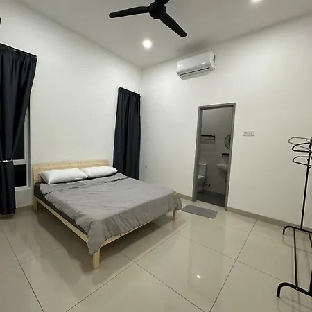 New! Modern Comforts In A Semi-D Muar-2
