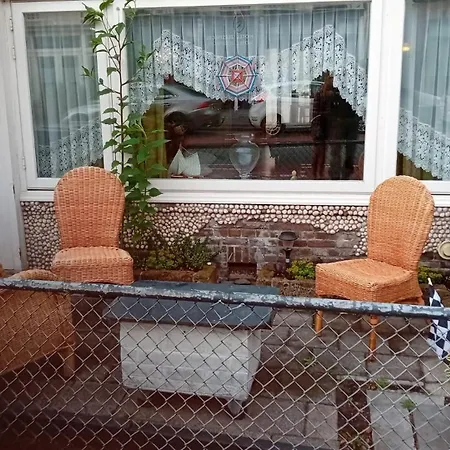 Classic Beach Home-3