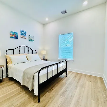 Your Cozy Spacious Home Awaits-3