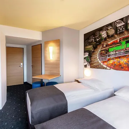 B&B Hotel Augsburg-Süd-3