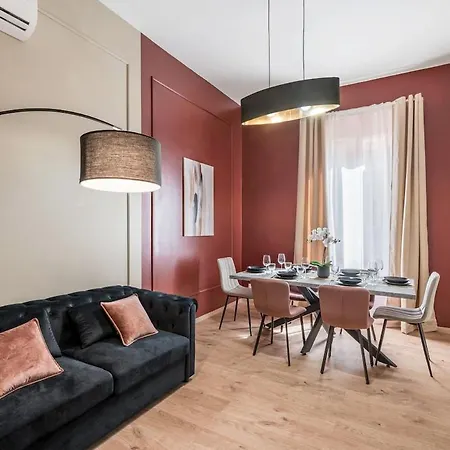4 Bedrooms, Luxury 5 Minutes From The Colosseum Jacuzzi-2