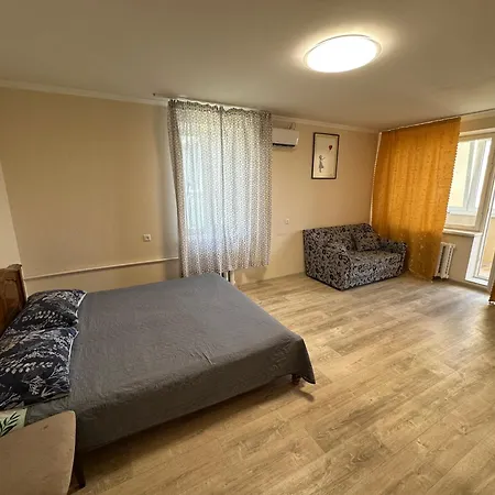 Bright And Comfortable Central Flat-2