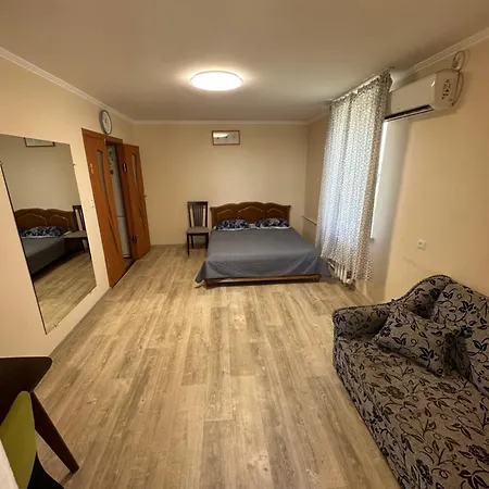 Bright And Comfortable Central Flat-3
