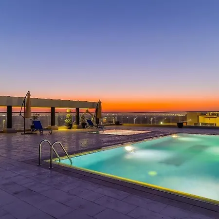 Majestic Retreat - 1Br Dubai-2