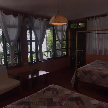 El Encantadero-3