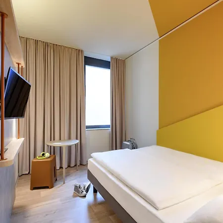 Ibis Budget Bremen City Center-2