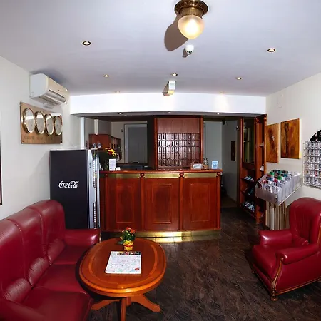 Suite Hotel 900 m zur Oper-3