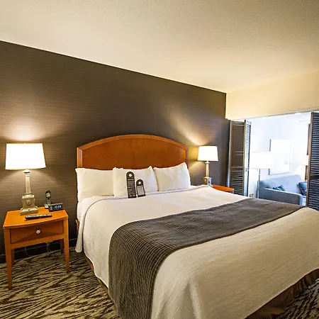 Cambridge Suites Hotel Halifax-3