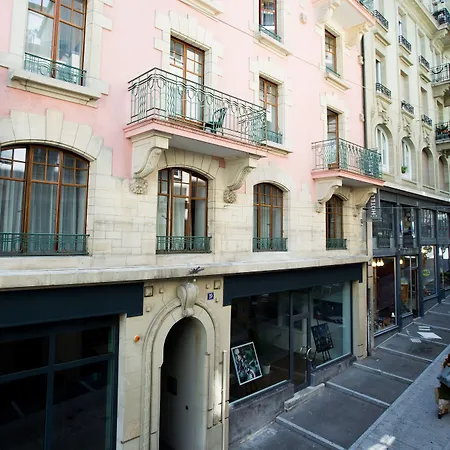 Hotel Des Voyageurs Boutique-3