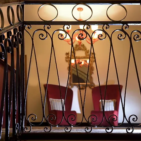 Hotel Amadeus-3