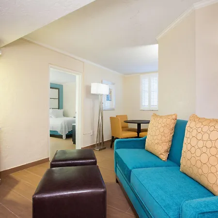 Fairfield Inn & Suites By Marriott Key West-2