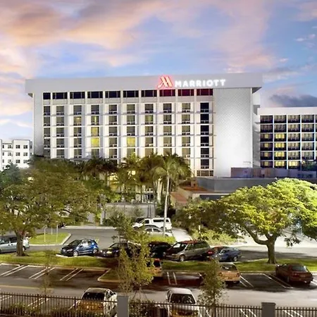 Courtyard By Marriott Miami Airport-3