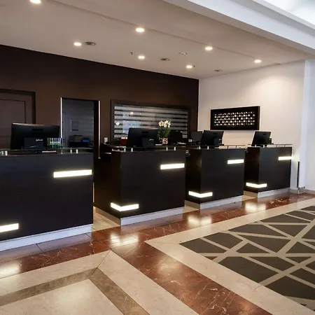 Radisson Blu Conference Hotel, Düsseldorf-3