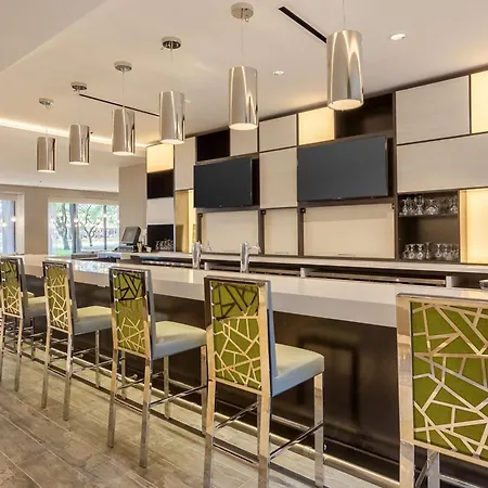 Doubletree By Hilton Hotel & Suites Houston By The Galleria-3
