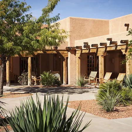 Courtyard Page At Lake Powell-3