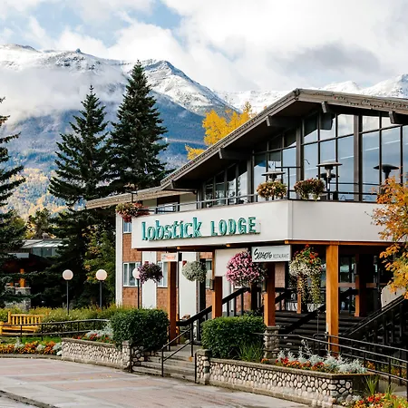 Lobstick Lodge-3
