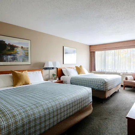 Lobstick Lodge-2