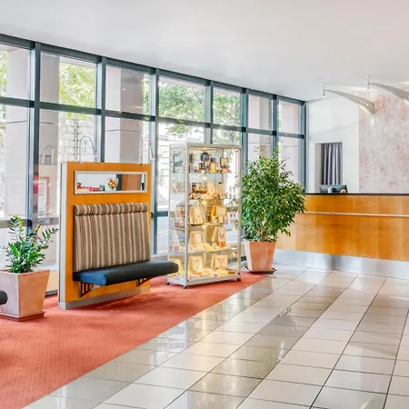 Hotel Erfurt City Center By Leonardo Hotels-3