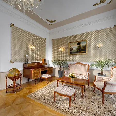 Clarion Grandhotel Zlaty Lev-2
