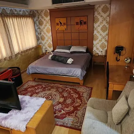 Jolly Guesthouse & Restaurant-2