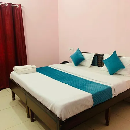Mahadev Hotel !! Near Chandigarh Int'L Airport !-3