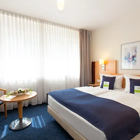Hotel Scala Frankfurt City Centre-3
