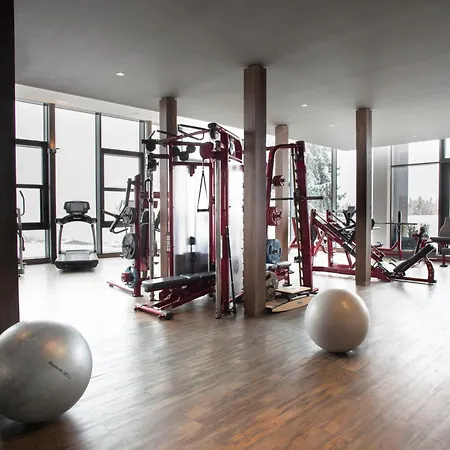 Crans Ambassador-3