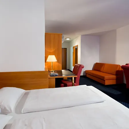 ACHAT Hotel Stuttgart Zuffenhausen-2