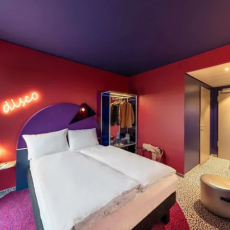 ibis Styles Muenchen Perlach-3
