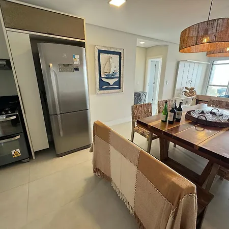 Cod 31 - Apartamento 3 Dormitorios Frente Mar-3