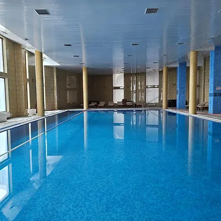 Crown Suites Hotel-3