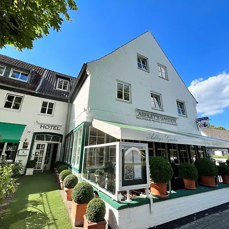 Boutique Hotel Ashley'S Garden-2
