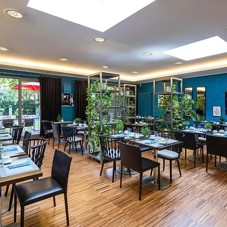The New Yorker Hotel Köln-Messe-3