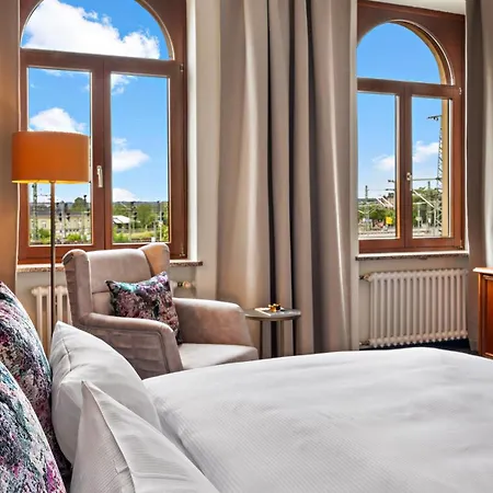Hotel Bayerischer Hof Dresden-2