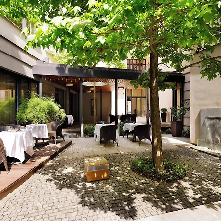 Three Crowns Hotel-2