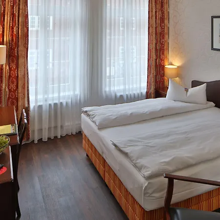 Hotel Elefant-3