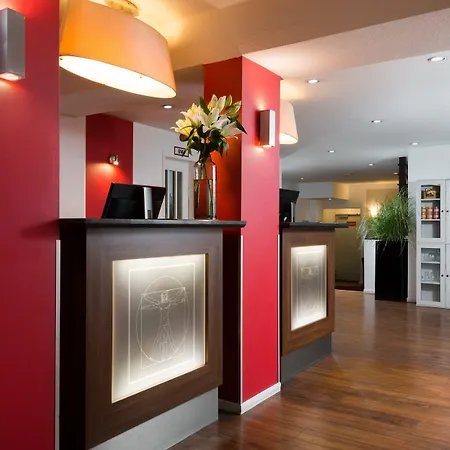 Leonardo Hotel Frankfurt City Center-3
