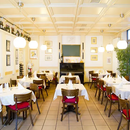 TOP Hotel Amberger-2