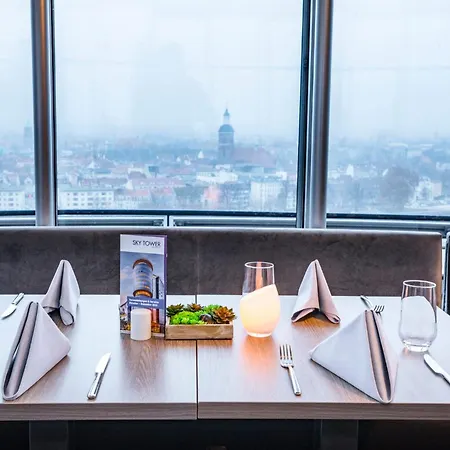 Select Hotel Berlin Spiegelturm-3