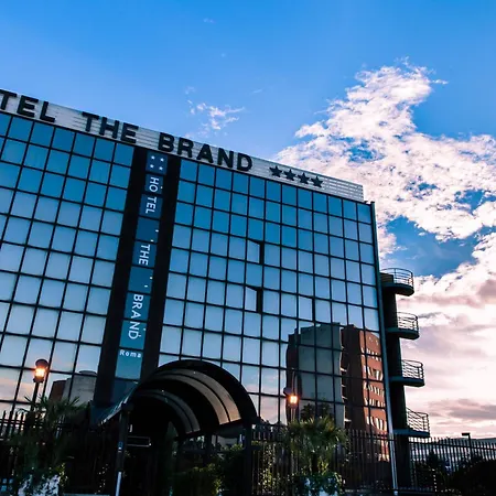 Hotel The Brand-3