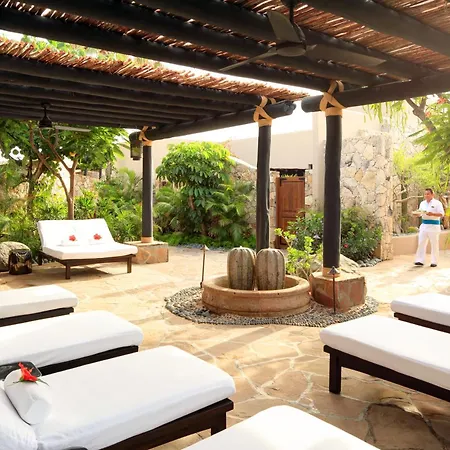 Esperanza, Auberge Collection-3