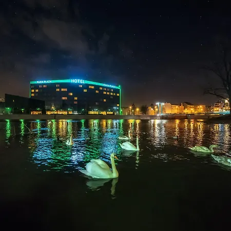 Hp Park Plaza-2
