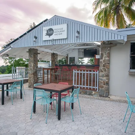 Lazy Parrot Inn-3