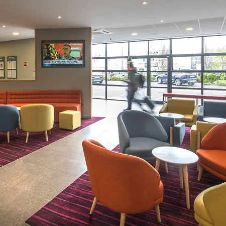 Travelodge Plus Galway-2