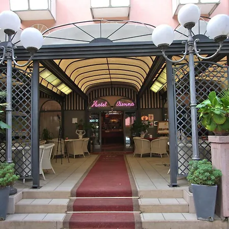 Hotel Vienna Ostenda E Ristorante Il Danubio-2